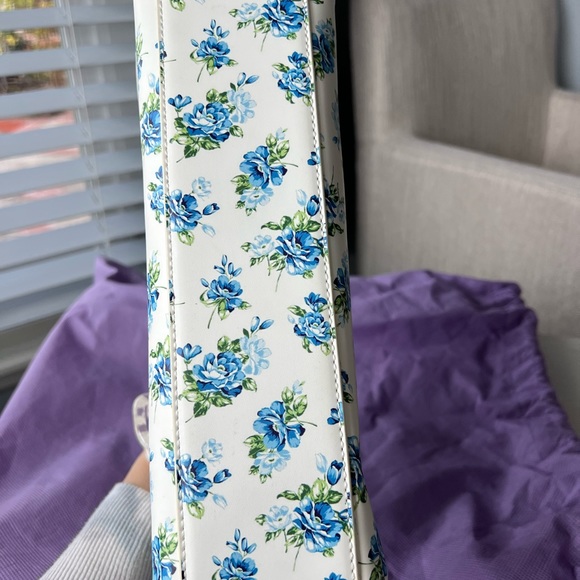 House of Want blue floral bag EUC - Picture 3 of 5